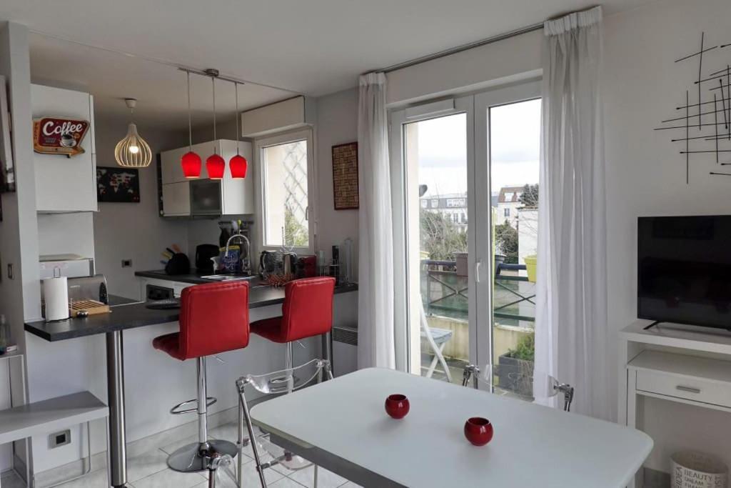 Duplex Art Place, Olympics 2024 Les Clayes-Sous-Bois Exteriör bild