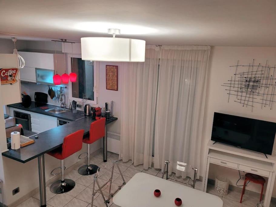 Duplex Art Place, Olympics 2024 Les Clayes-Sous-Bois Exteriör bild